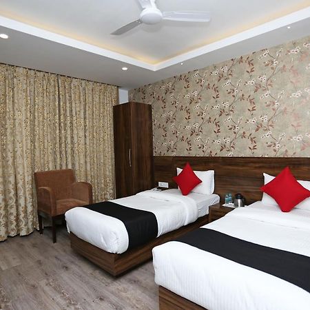 Hotel Yelchiko Varanasi Bagian luar foto