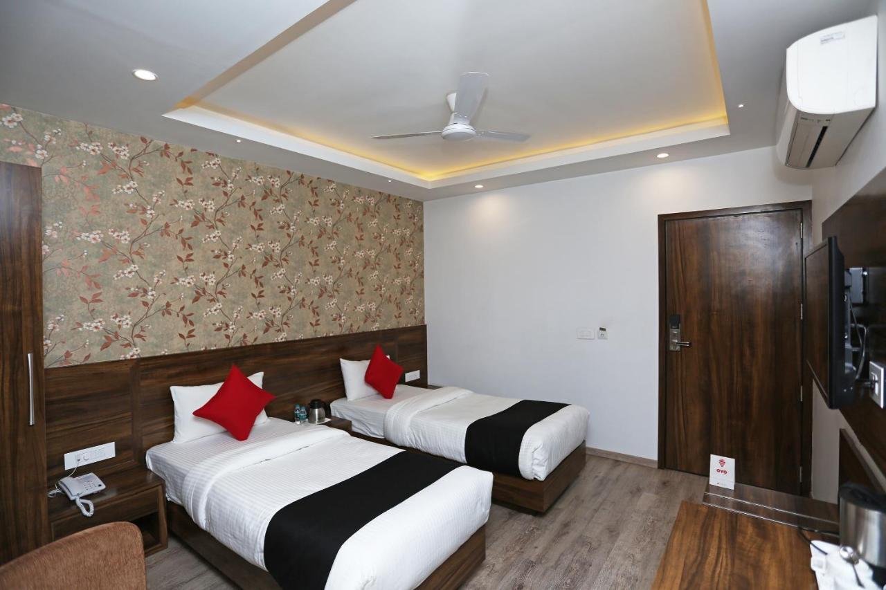 Hotel Yelchiko Varanasi Bagian luar foto