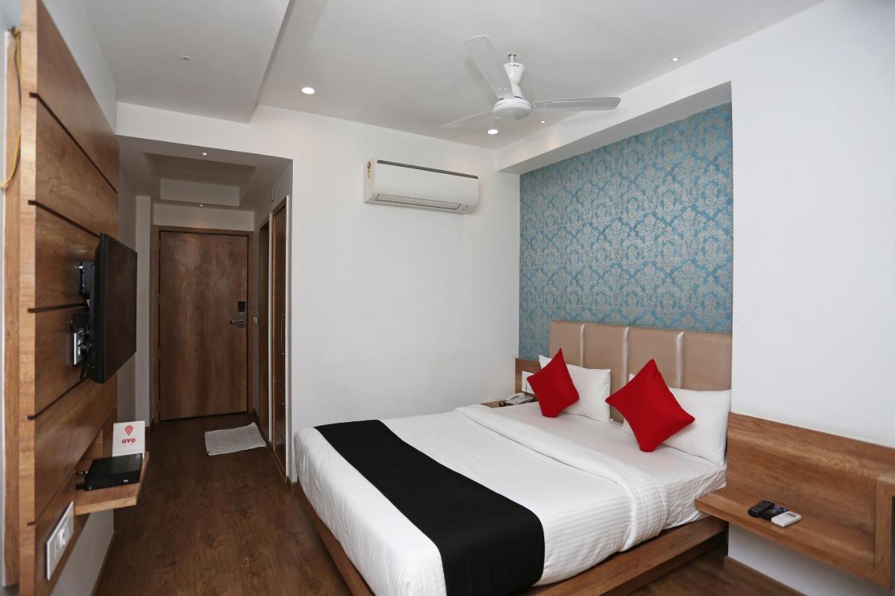 Hotel Yelchiko Varanasi Bagian luar foto